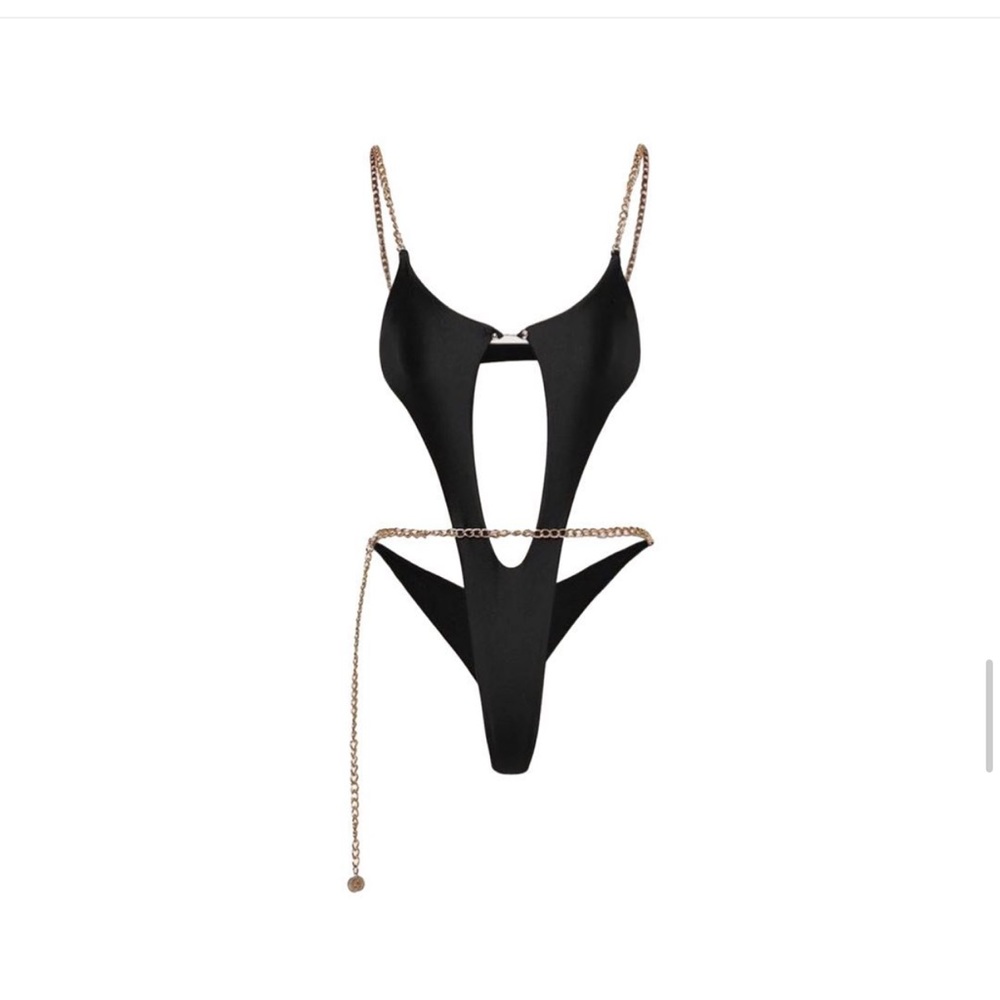 HOST PICK ❤️ Gorgeous Swimsuit